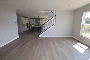 2871 Sky Crossing Dr, Beavercreek, OH 45434 - Photo 14