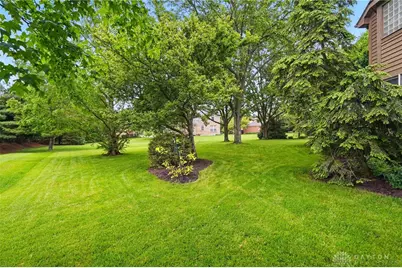 10550 Willow Brook Road, Dayton, OH 45458 - Photo 40