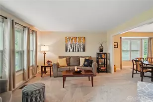 10550 Willow Brook Rd, Dayton, OH 45458 - Photo 8