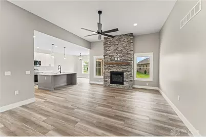 755 W Bentley Circle, Troy, OH 45373 - Photo 6