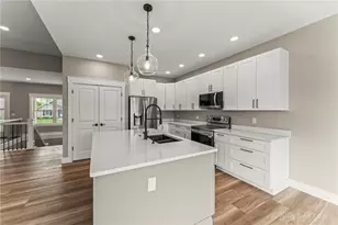 755 W Bentley Cir, Troy, OH 45373 - Photo 10