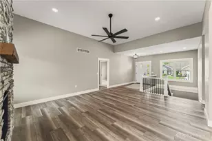 755 W Bentley Cir, Troy, OH 45373 - Photo 8