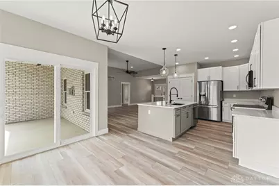 755 W Bentley Circle, Troy, OH 45373 - Photo 16