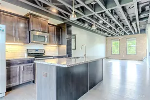 602 Brownstone Row, Springboro, OH 45066 - Photo 8