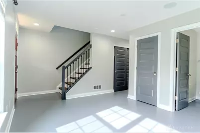 602 Brownstone Row, Springboro, OH 45066 - Photo 4