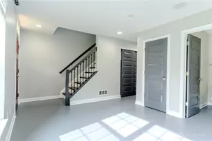 602 Brownstone Row, Springboro, OH 45066 - Photo 4