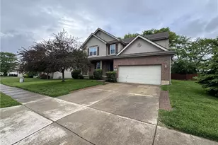 1395 Brookstone Dr, Fairborn, OH 45324 - Photo 2