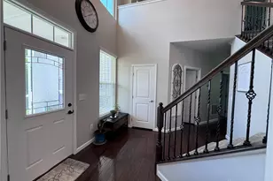 212 Triple Crown Dr, Vandalia, OH 45377 - Photo 4