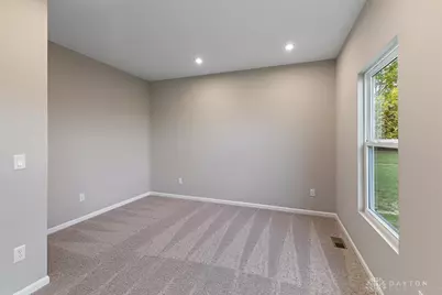 134 Kenneth Hamilton Way, Yellow Springs Vlg, OH 45387 - Photo 6