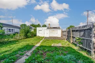 133 Bircher Ave, Dayton, OH 45403 - Photo 22