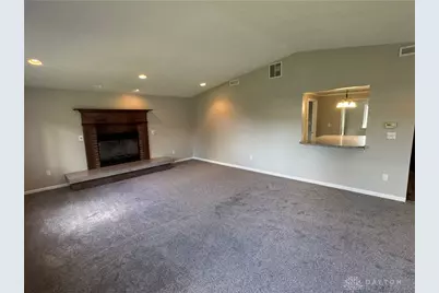 7424 Chatlake Drive, Dayton, OH 45424 - Photo 4