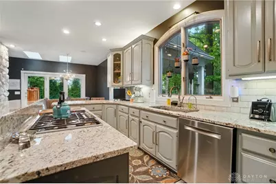 1931 Alda Court, Dayton, OH 45459 - Photo 42