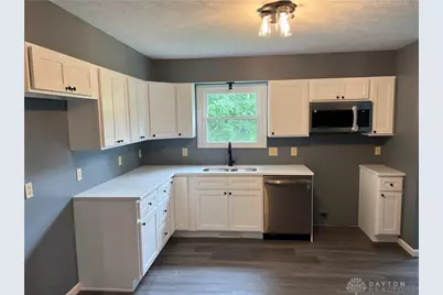 3 Brookside Street, Jamestown Vlg, OH 45335 - Photo 2