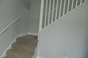 16 W Walnut St, Jeffersonville, OH 43128 - Photo 16