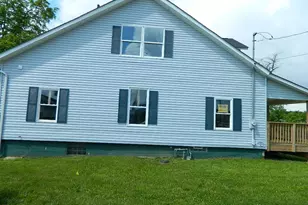 16 W Walnut St, Jeffersonville, OH 43128 - Photo 2