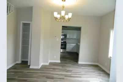 16 W Walnut Street, Jeffersonville, OH 43128 - Photo 8