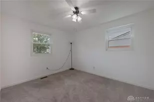 250 Grantwood Dr, Dayton, OH 45449 - Photo 24