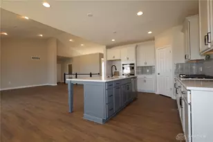 9045 Sorrento Pl, Washington Twp, OH 45458 - Photo 16