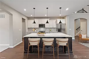 2379 Forest Oaks Dr, Beavercreek, OH 45431 - Photo 2