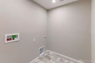 414 S Landon Ln, Springfield, OH 45505 - Photo 24