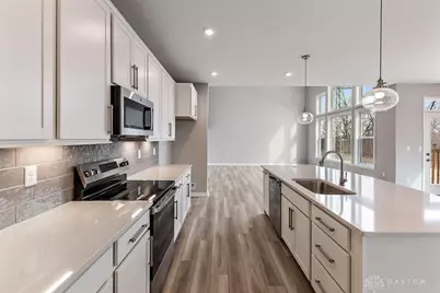 2544 Golden Leaf Drive, Beavercreek, OH 45431 - Photo 4