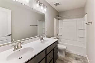 2544 Golden Leaf Dr, Beavercreek, OH 45431 - Photo 20