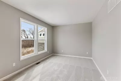 2544 Golden Leaf Drive, Beavercreek, OH 45431 - Photo 10