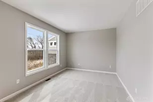 2544 Golden Leaf Dr, Beavercreek, OH 45431 - Photo 10