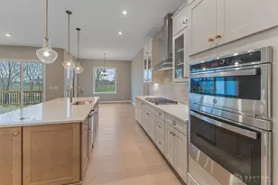 2504 Bent Grass Dr, Beavercreek, OH 45431 - Photo 6