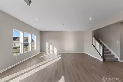 535 Iris Drive, Yellow Springs Vlg, OH 45387 - Photo 10