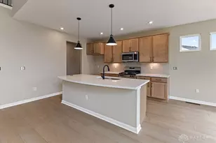 2387 Forest Oaks Dr, Beavercreek, OH 45431 - Photo 4