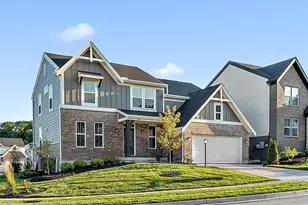 2587 Golden Leaf Dr, Beavercreek, OH 45431 - Photo 1