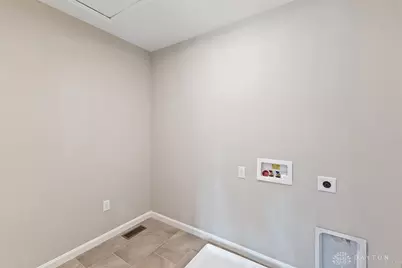 2587 Golden Leaf Drive, Beavercreek, OH 45431 - Photo 28