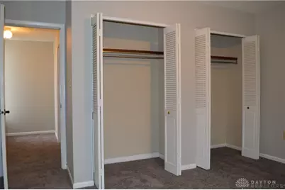 1215 Robbins Run Court, Washington Twp, OH 45458 - Photo 18