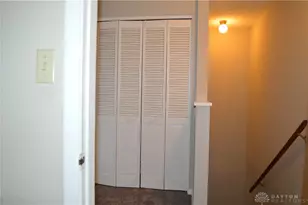 1215 Robbins Run Ct, Washington Twp, OH 45458 - Photo 14