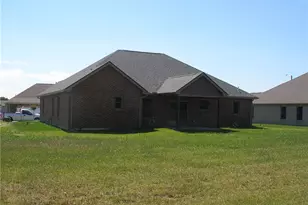 232 Goldenrod Dr, Eaton, OH 45320 - Photo 2