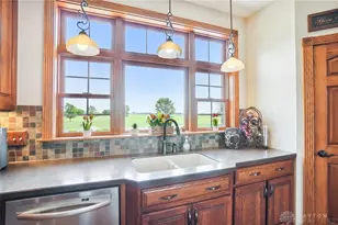 10568 N Casstown Sidney Rd, Piqua, OH 45356 - Photo 12