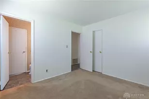 1307 Cobblestone St, Dayton, OH 45432 - Photo 18