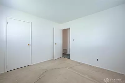 1307 Cobblestone Street, Dayton, OH 45432 - Photo 16