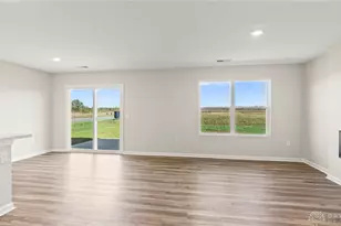 201 Lightfoot Ct, New Carlisle, OH 45344 - Photo 10