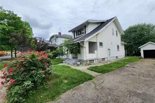 43 Knecht Dr, Dayton, OH 45405 - Photo 2