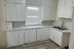 417 Sandalwood Dr, Dayton, OH 45405 - Photo 10