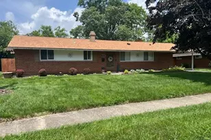 717 Mapleside Dr, Dayton, OH 45426 - Photo 1