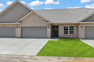 1164 Waterloo St, Troy, OH 45373 - Photo 1