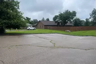 7767 Brams Hill Dr, Dayton, OH 45459 - Photo 6