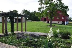 13181 Eaton Pike, New Lebanon, OH 45345 - Photo 12