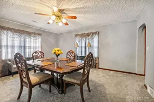 323 St Paul Ave, Springfield, OH 45504 - Photo 6