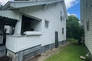 58 Anna St, Dayton, OH 45417 - Photo 2