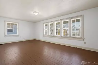 110 E Fairview Avenue, Dayton, OH 45405 - Photo 20
