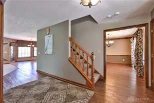 9139 Indian Springs Ct, Washington Twp, OH 45458 - Photo 8